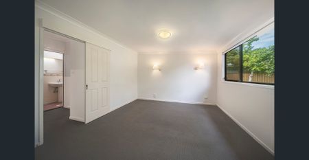 Spacious and comfortable family home. - Photo 3