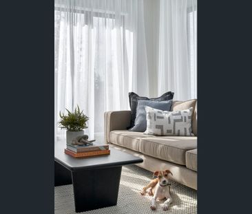 Bright & Comfortable Room in a Modern 4-Bedroom Home Mickleham - On... - Photo 1