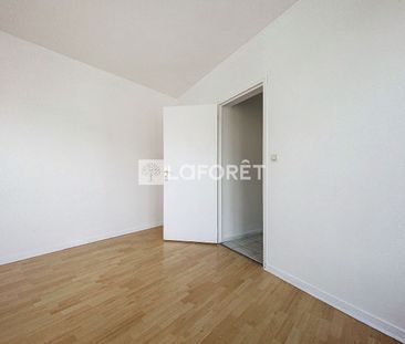 Apartment - Photo 2