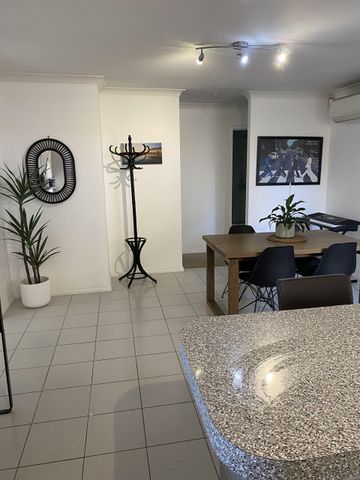 3/143 St Brigids Tce, Scarborough, WA 6019 - Photo 2