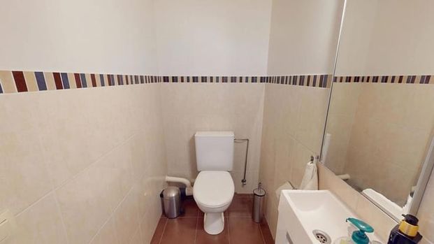 Appartement te huur - Photo 1