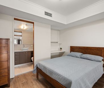 Fully Furnished 2-Bedroom Retreat in the Heart of Brisbane - Photo 4