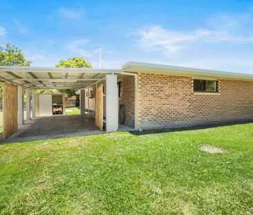 54 Charles Hodge Avenue, Mount Pleasant QLD 4740 - House For Rent |... - Photo 6