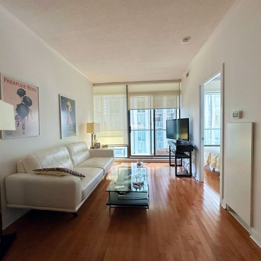 For Lease - 18 Yorkville Avenue Unit# 1904, Toronto, Ontario - Photo 1