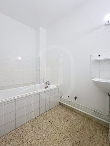 Location Appartement 2 pièces 47m² MONTPELLIER 34000 - Photo 4