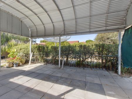 3 Bedroom Family House!! - Photo 4