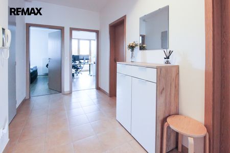 Pronájem bytu 3+kk 81 m² - Photo 3