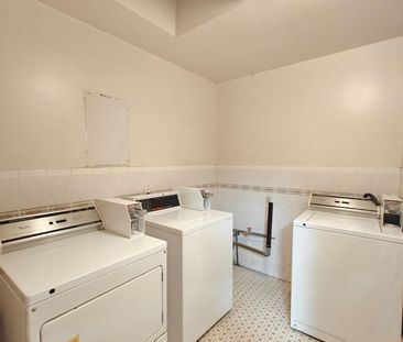 For Lease - 492 Kerr Street Unit# 9, Oakville, Ontario - Photo 5