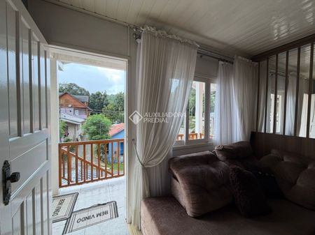 Casa com 3 quartos e 385m² para alugar em Casagrande, Gramado. - Foto 3