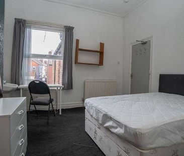 Bedroom House, Lidderdale Road, L15 - Photo 6