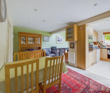 4 bedroom detached house to rent - Photo 4