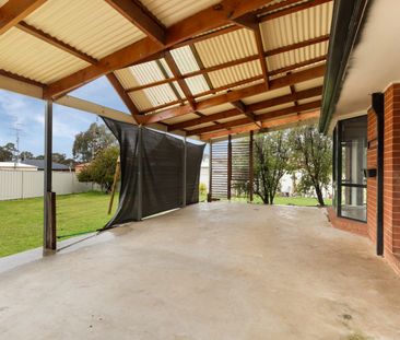 Beautiful Family Home in for rent in Prime Eaglehawk Location - Photo 3