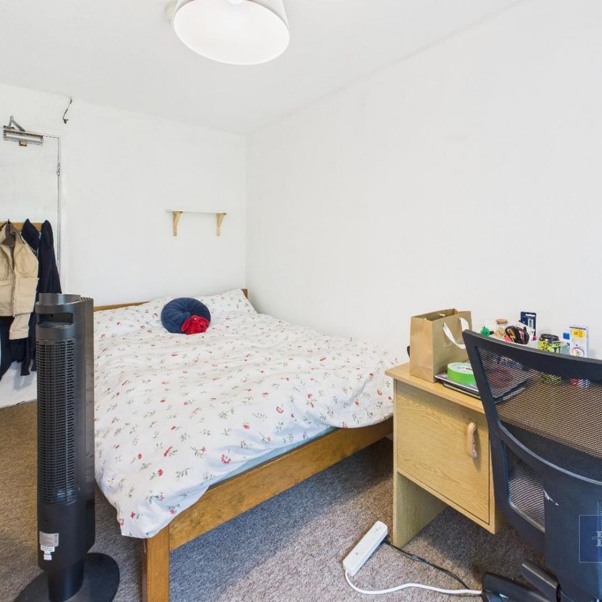 4 bedroom House To Let - Photo 1