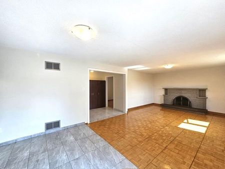 For Lease - 93 North Ridge Road, Vaughan, Ontario - Photo 2