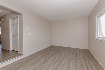 For Lease - 195 Denistoun Street Unit# 188, Welland, Ontario - Photo 3