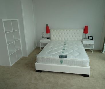 2 bedroom apartment to rent - Photo 6