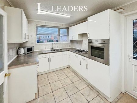 4 bedroom bungalow to rent - Photo 5