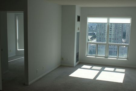 For Lease - 11 Lee Centre Drive Unit# 1615, Toronto, Ontario - Photo 3