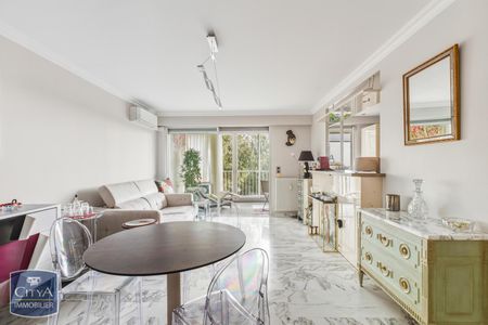 Location Appartement 2 pièces 52m² CANNES 06400 - Photo 2