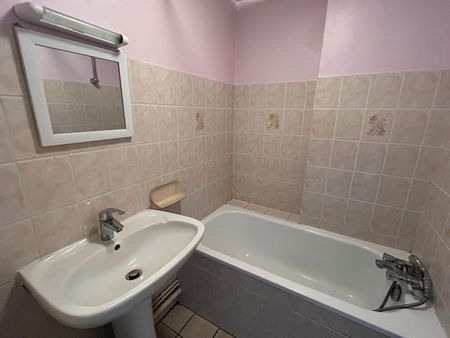 Location Appartement 3 pièces 65m² - Photo 5