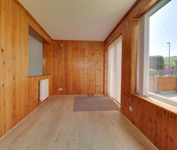 3 bedroom detached house to rent - Photo 3