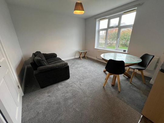 1 bedroom ground floor flat to rent - Photo 1