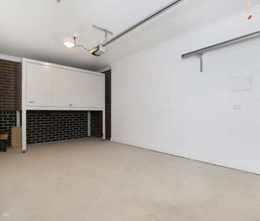 8/12 Phillip Street, Mentone VIC 3194 - Townhouse For Rent | Domain - Photo 5