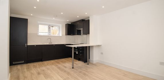 Cheltenham Road, London, SE15 - Photo 2