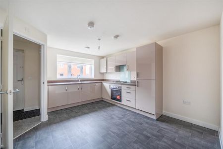 2 bedroom semi-detached house to rent - Photo 4