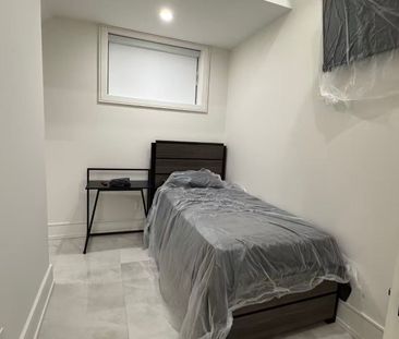 For Lease - 116 Holcolm Road Unit# LowerRM#3-All included, Toronto,... - Photo 1