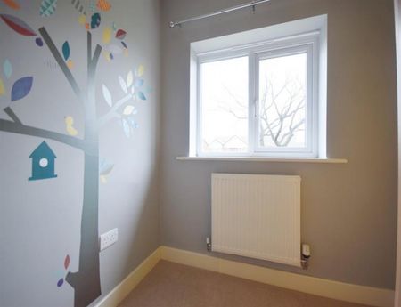 3 Bedroom Semi Detached To Let - Photo 5