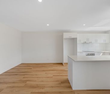 Newly Built Townhouse / Close To Public Transport - Photo 3