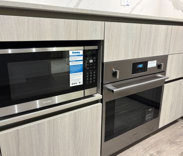 For Lease - 8 Interchange Way Unit# 3215, Vaughan, Ontario - Photo 3