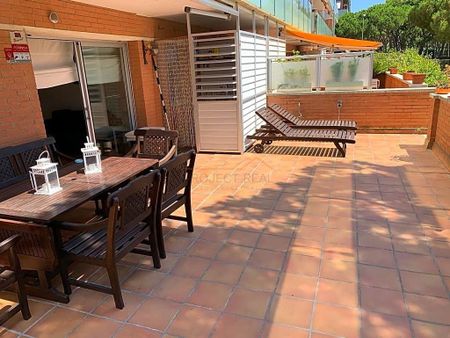 Luxury Flat for rent in Gavà, Spain - Photo 4