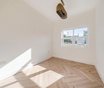 2 bedroom ground floor flat to rent - Photo 5