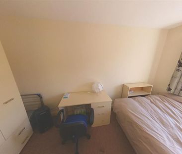 Orchard Lodge, Hyde Park, LS6 2EN, Leeds - Photo 4