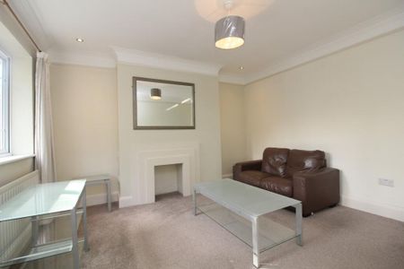 3 Bed Flat, Withdean Court, BN1 - Photo 3