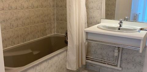 Location Appartement 2 pièces 45m² NANTES 44000 - Photo 2