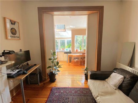 Chiswick High Road, Chiswick, W4 4AU - Photo 2
