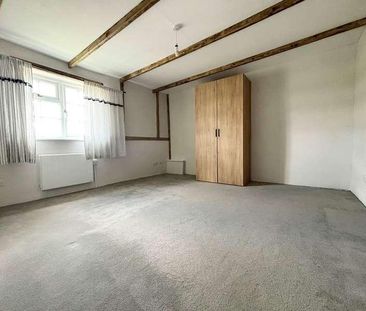 Thriplow Heath, Thriplow, Royston, SG8 - Photo 1