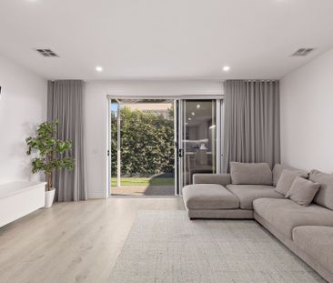 ELEGANT FAMILY HOME - Photo 1