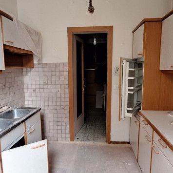 Bastlerhit, große 3,5 Zimmer Altbauwohnung in zentraler Lage des 16. Bezirks - Photo 1