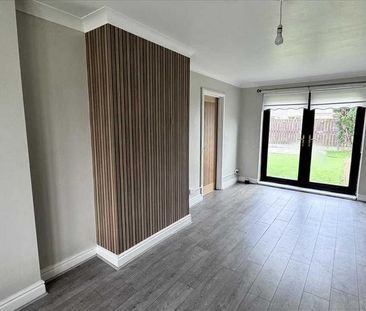 3 bedroom end of terrace house to rent - Photo 5
