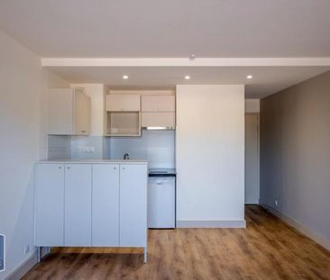 Location Appartement 1 pièce 25m² TALENCE 33400 - Photo 1