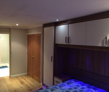 2 Bed Flat, Pampisford Road, CR2 - Photo 6