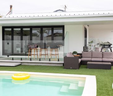 4 Middle Street, Caves Beach NSW 2281 - House For Rent | Domain - Photo 5