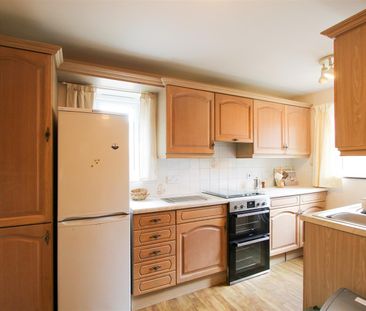 Alms Hill, Bourn, Cambridge - Photo 1