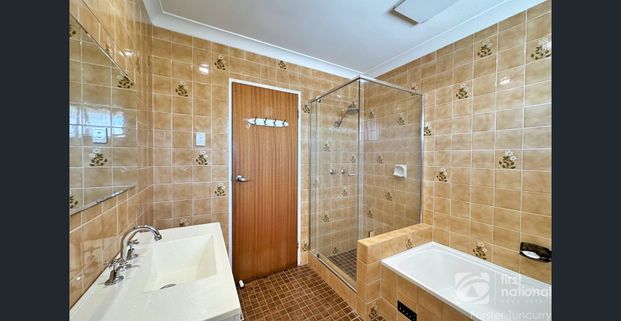 Neat & Tidy Two Bedroom Unit in Tuncurry - Photo 1