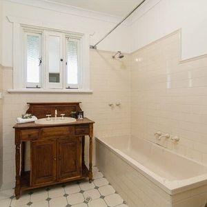 Myrtle Bank - Photo 3