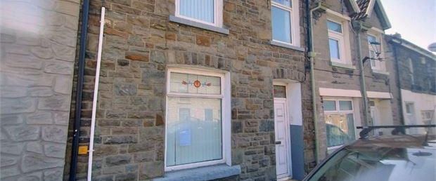 2 bedroom terraced house to rent - Photo 1